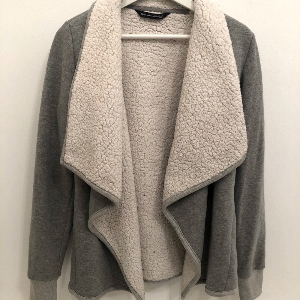 Abercrombie & Fitch Sherpa Lined Cardigan XS